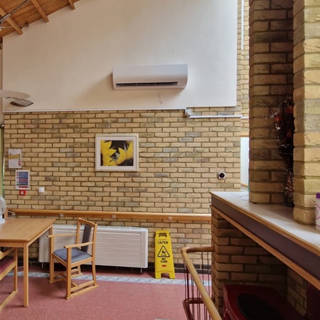 Air conditioning unit in a school